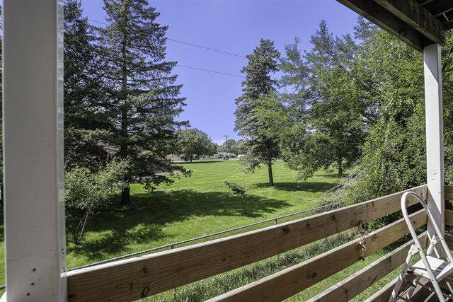 1710 E G Avenue, Kalamazoo, MI 49004