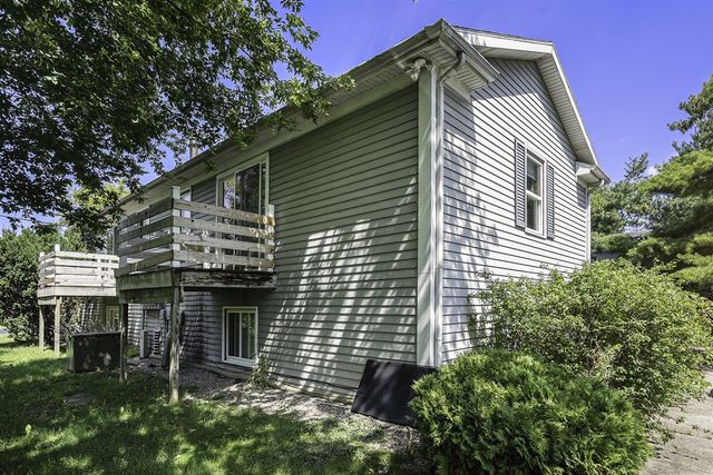 1710 E G Avenue, Kalamazoo, MI 49004