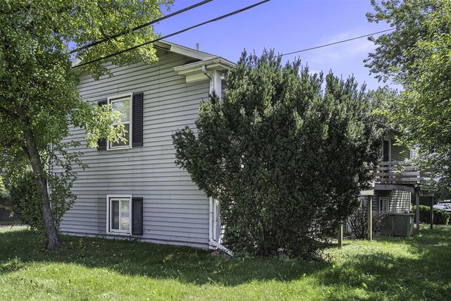1710 E G Avenue, Kalamazoo, MI 49004