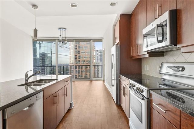 1080 Peachtree Street NE 1904, Atlanta, GA 30309