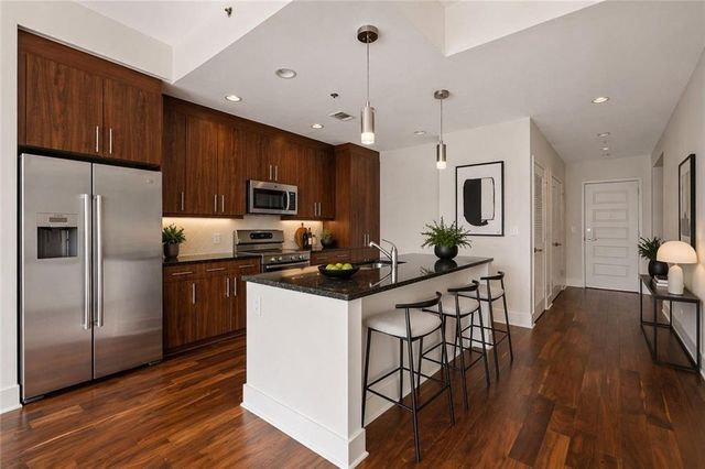 1080 Peachtree Street NE 1904, Atlanta, GA 30309