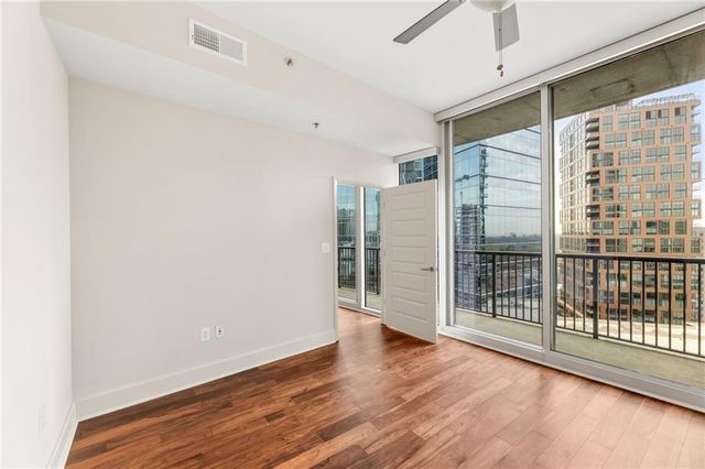 1080 Peachtree Street NE 1904, Atlanta, GA 30309