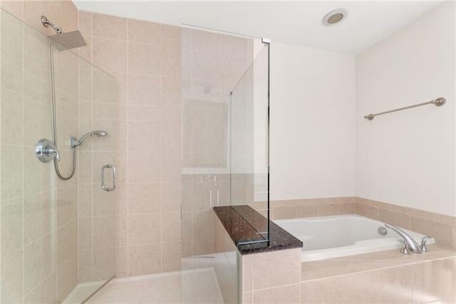 1080 Peachtree Street NE 1904, Atlanta, GA 30309