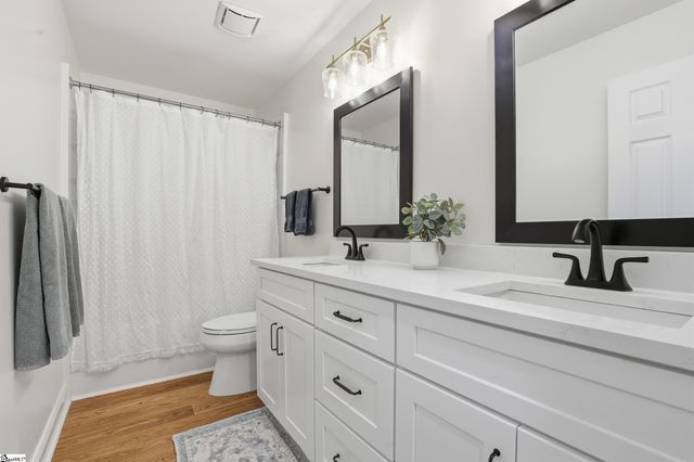 402 Foxcroft Road, Greenville, SC 29615