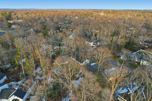 402 Foxcroft Road, Greenville, SC 29615