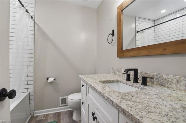 412 Warhawks RD, Chesapeake, VA 23322