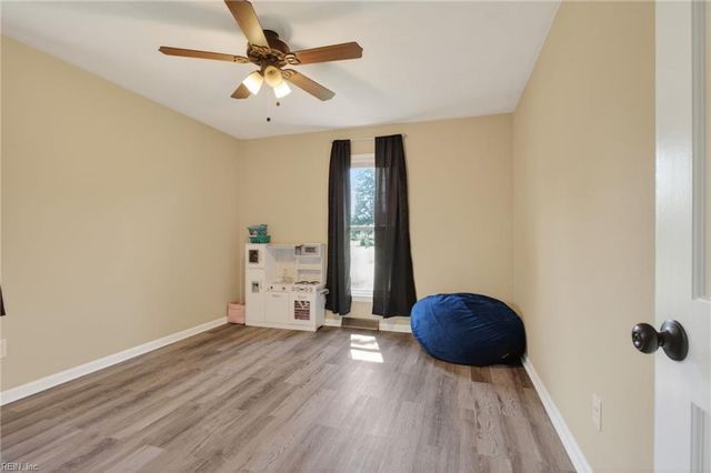 412 Warhawks RD, Chesapeake, VA 23322