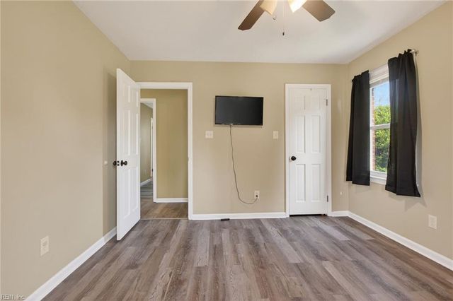 412 Warhawks RD, Chesapeake, VA 23322