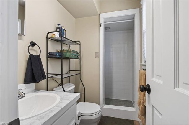 412 Warhawks RD, Chesapeake, VA 23322