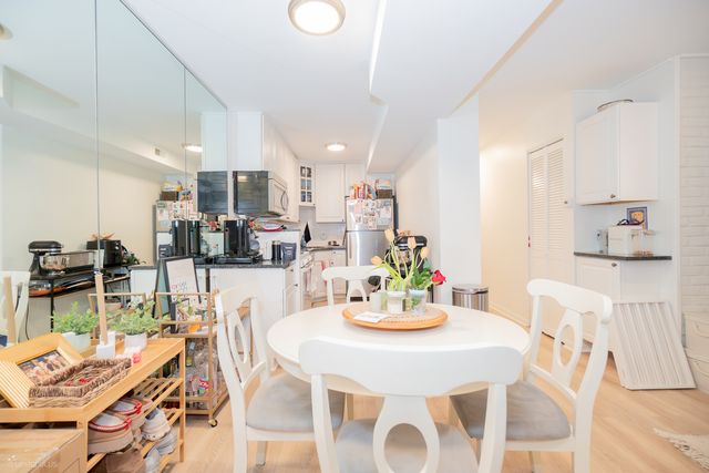 2201 N Cleveland Avenue 104, Chicago, IL 60614