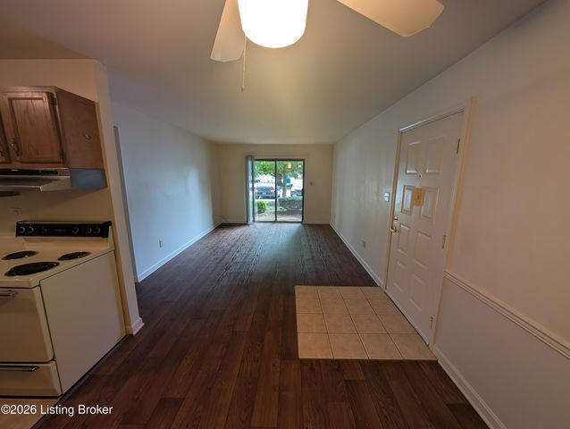 6510 Six Mile Ln APT 4, Louisville, KY 40218