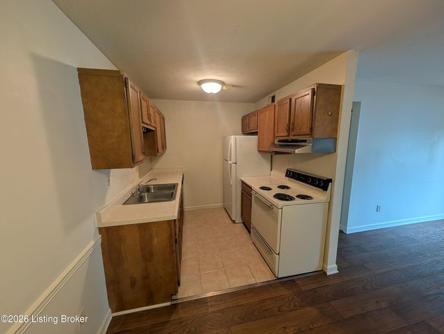 6510 Six Mile Ln APT 4, Louisville, KY 40218