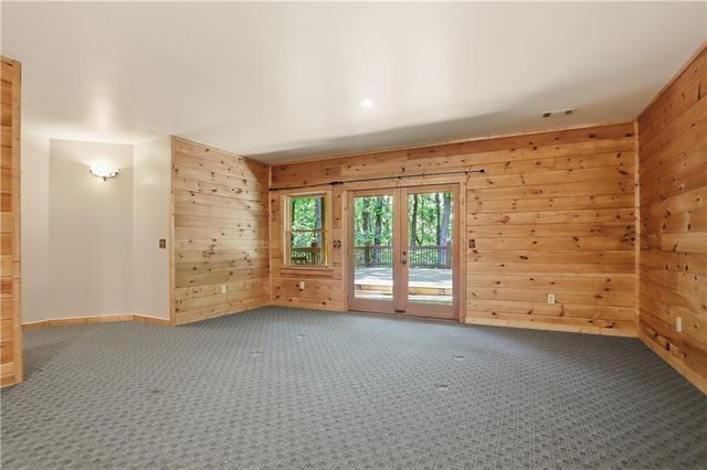 702 Ranch Mountain Drive, Dahlonega, GA 30533