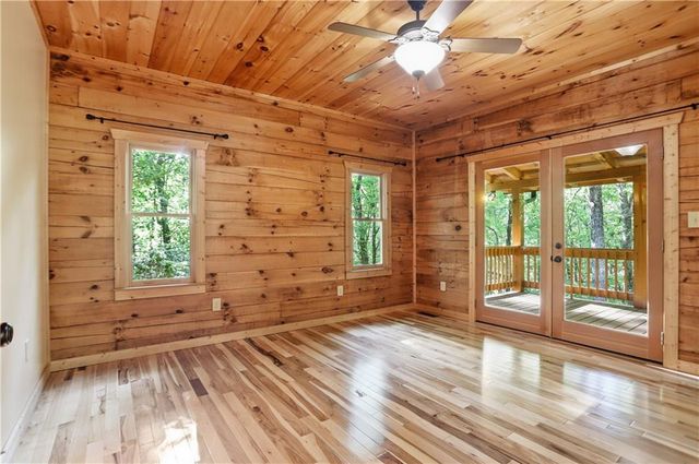 702 Ranch Mountain Drive, Dahlonega, GA 30533