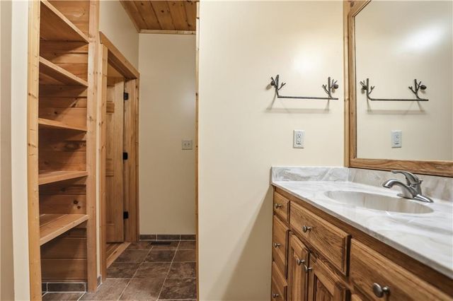702 Ranch Mountain Drive, Dahlonega, GA 30533