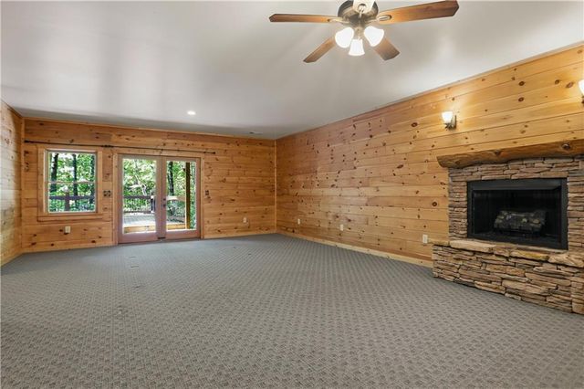702 Ranch Mountain Drive, Dahlonega, GA 30533