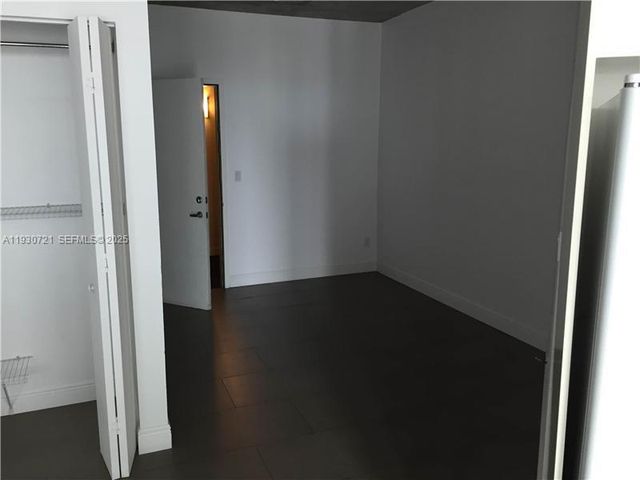 690 SW 1st Ct 1727, Miami, FL 33130