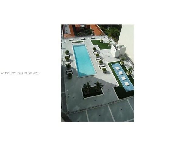 690 SW 1st Ct 1727, Miami, FL 33130