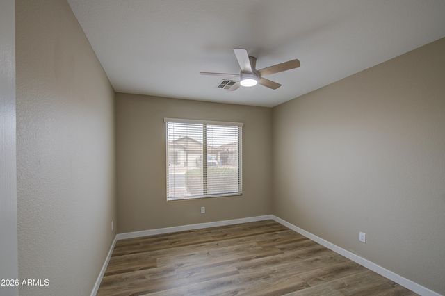 15668 W SAGUARO Lane, Surprise, AZ 85374
