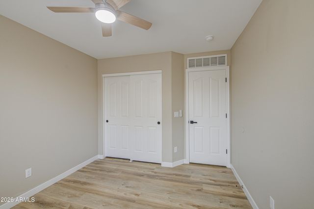 15668 W SAGUARO Lane, Surprise, AZ 85374