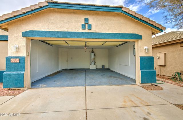 15668 W SAGUARO Lane, Surprise, AZ 85374