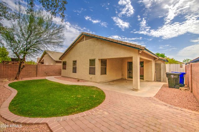15668 W SAGUARO Lane, Surprise, AZ 85374