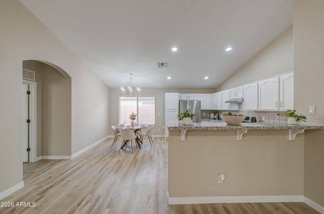 15668 W SAGUARO Lane, Surprise, AZ 85374