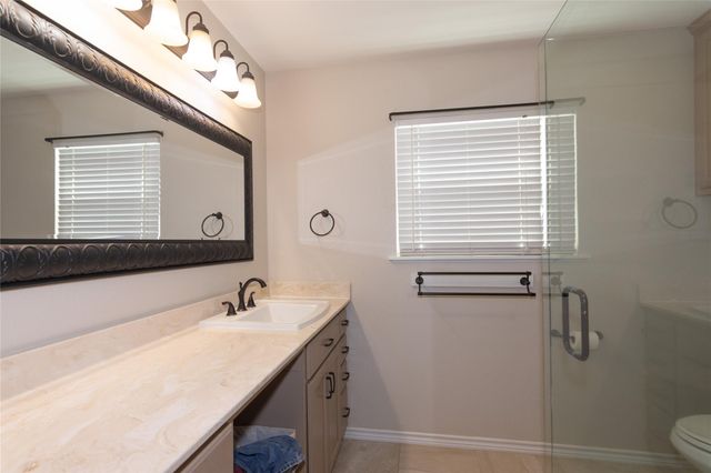 1212 Lake Terrace DR, Elgin, TX 78621