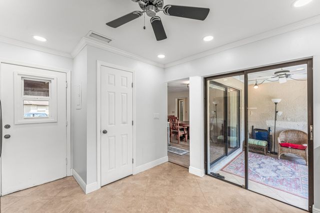 4727 Storkwood Lane A, Boynton Beach, FL 33436