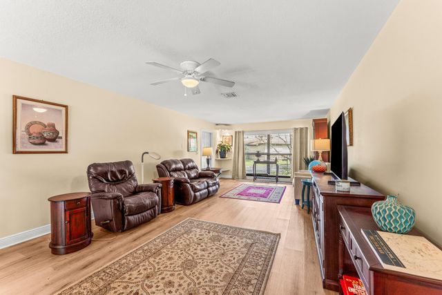 4727 Storkwood Lane A, Boynton Beach, FL 33436