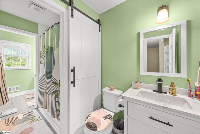 710 Hunts Bridge Road Unit 32, Greenville, SC 29617
