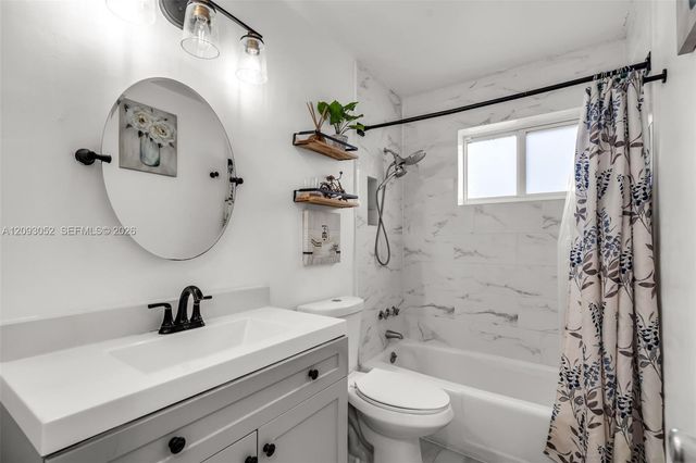 1830 N 54th Avenue, Hollywood, FL 33021