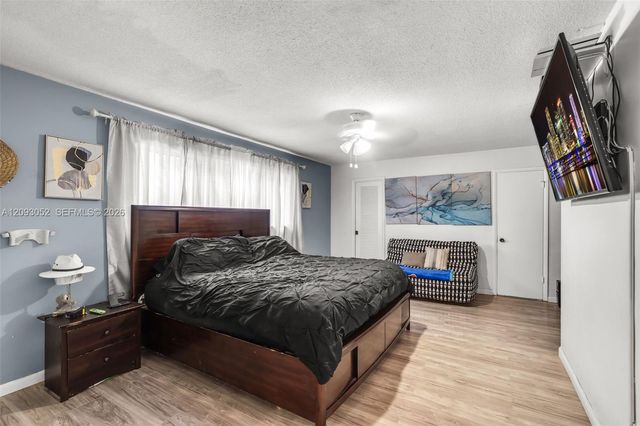 1830 N 54th Avenue, Hollywood, FL 33021