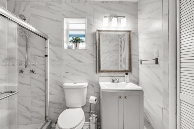 1830 N 54th Avenue, Hollywood, FL 33021