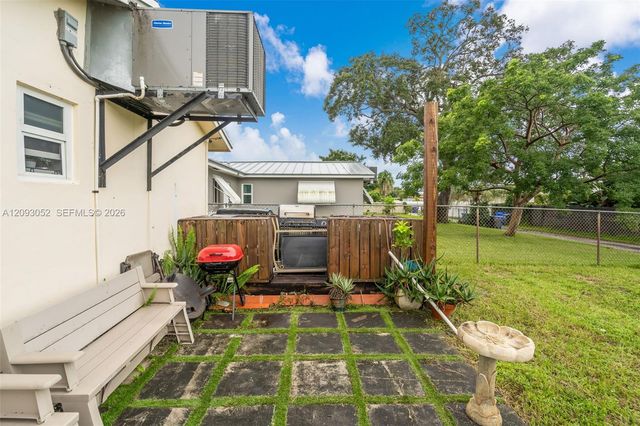 1830 N 54th Avenue, Hollywood, FL 33021