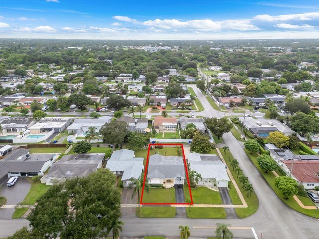 1830 N 54th Avenue, Hollywood, FL 33021