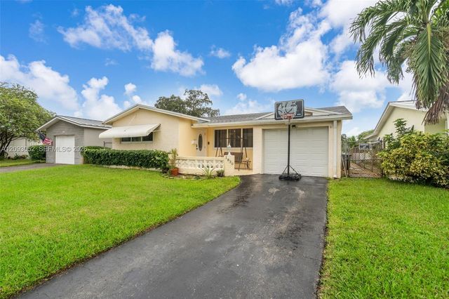 1830 N 54th Avenue, Hollywood, FL 33021