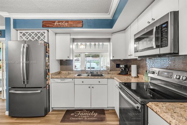 1830 N 54th Avenue, Hollywood, FL 33021