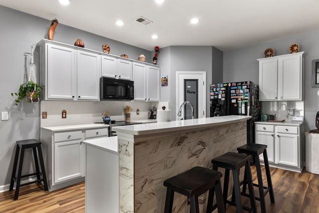 5004 Weatherwood Dr., North Myrtle Beach, SC 29582