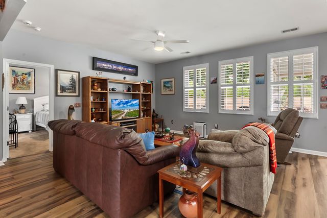 5004 Weatherwood Dr., North Myrtle Beach, SC 29582