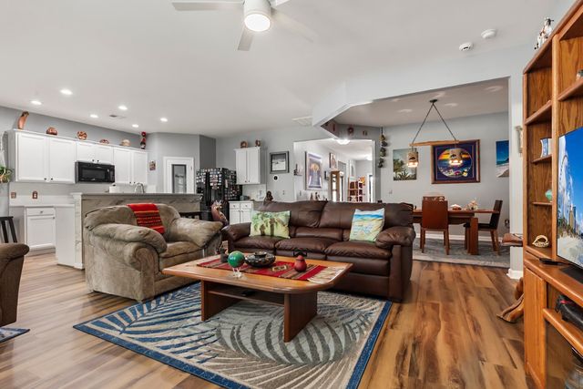 5004 Weatherwood Dr., North Myrtle Beach, SC 29582