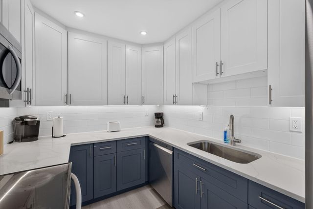 3400 PARKER Avenue, West Palm Beach, FL 33405