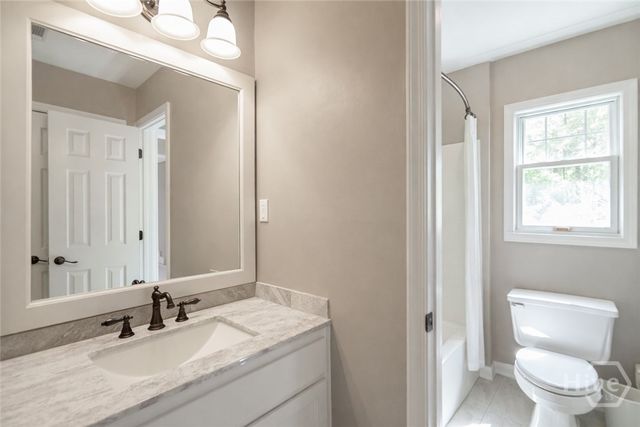 1660A Maple Ridge Drive, Loganville, GA 30052