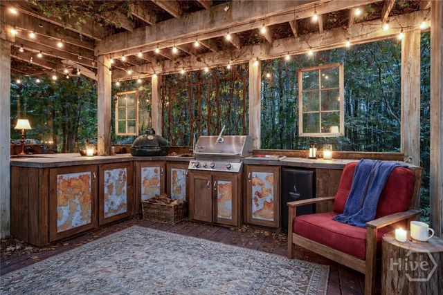 1660A Maple Ridge Drive, Loganville, GA 30052