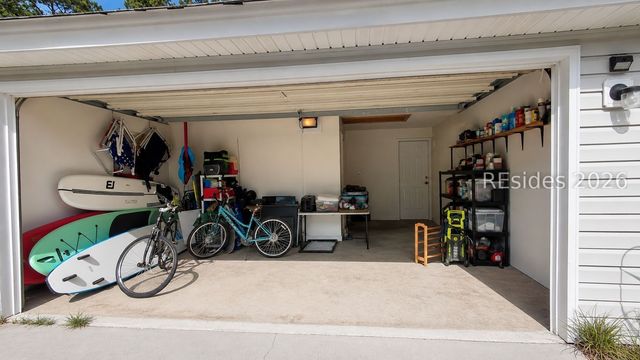 17 Monticello Dr, Hilton Head Island, SC 29926
