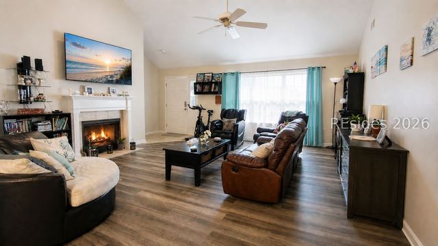 17 Monticello Dr, Hilton Head Island, SC 29926