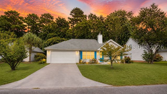 17 Monticello Dr, Hilton Head Island, SC 29926