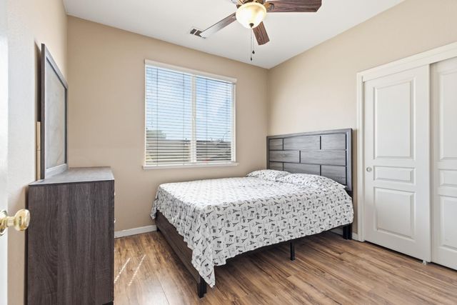 2410 Jessica Cir, Escalon, CA 95320