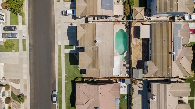 2410 Jessica Cir, Escalon, CA 95320