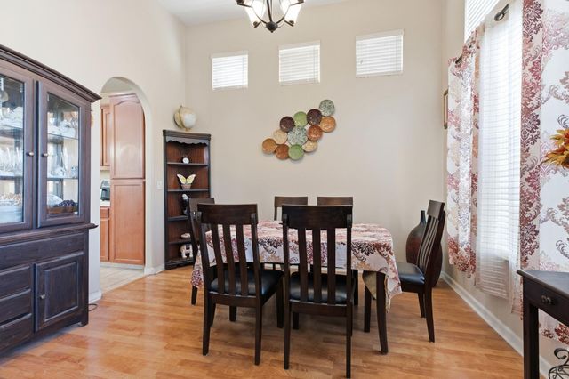 2410 Jessica Cir, Escalon, CA 95320